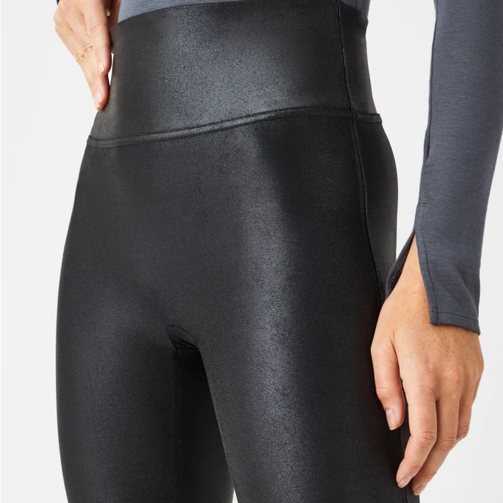 Spanx faux leather leggings size medium